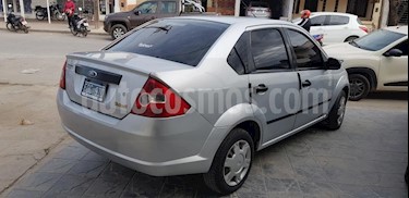 Foto venta Auto usado Ford Fiesta Max Ambiente (2006) color Gris Claro precio $160.000