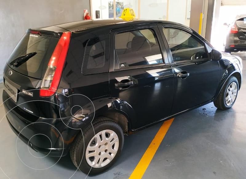 Ford Fiesta One Ambiente usado (2010) color Negro precio $490.000