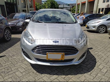 foto Ford Fiesta Sedán Titanium Aut usado (2016) color Plata precio $25.000.000