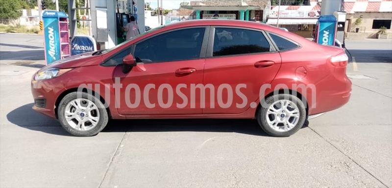 foto Ford Fiesta Sedán SE Aut usado (2017) color Rojo precio $195,000