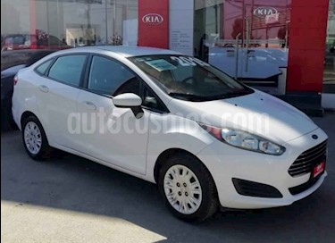foto Ford Fiesta Sedán S usado (2015) color Blanco precio $129,000
