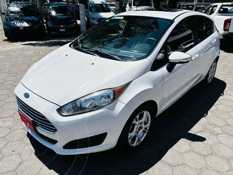 Foto Ford Fiesta Sedan SE Aut usado (2016) color Blanco precio $119,000