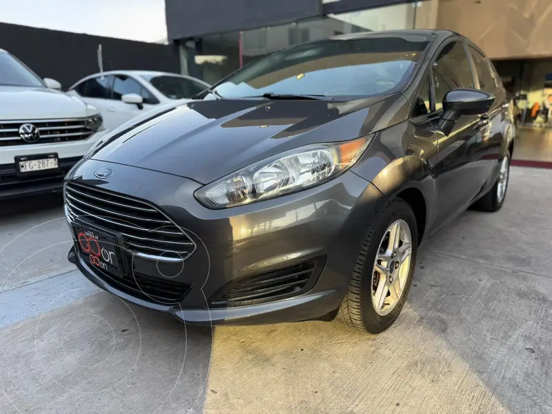 Foto Ford Fiesta Sedan SE usado (2017) color Gris precio $185,000