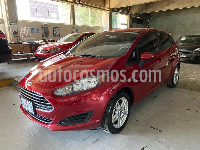 Ford Fiesta Sedán SE usado (2017) color Rojo precio $198,000