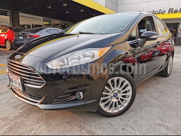 foto Ford Fiesta Sedán Titanium usado (2016) color Negro Profundo precio $170,000