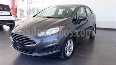 Ford Fiesta Sedan SE usado (2018) color Gris precio $210,000