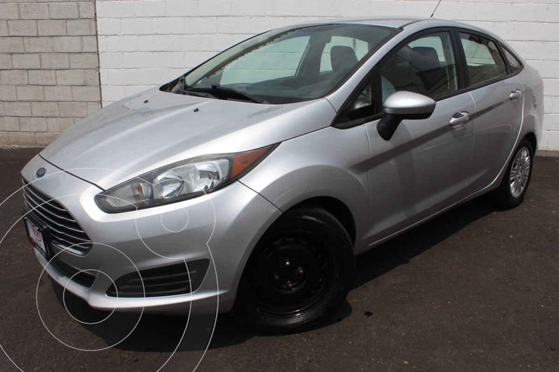 Ford Fiesta Sedán S usado (2014) color Plata precio $140,000