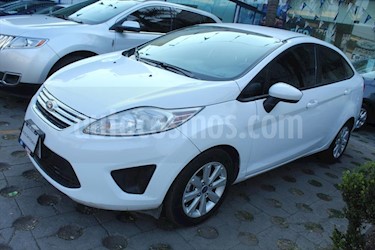 Ford Fiesta Sedan SE usado (2015) color Blanco precio $125,000