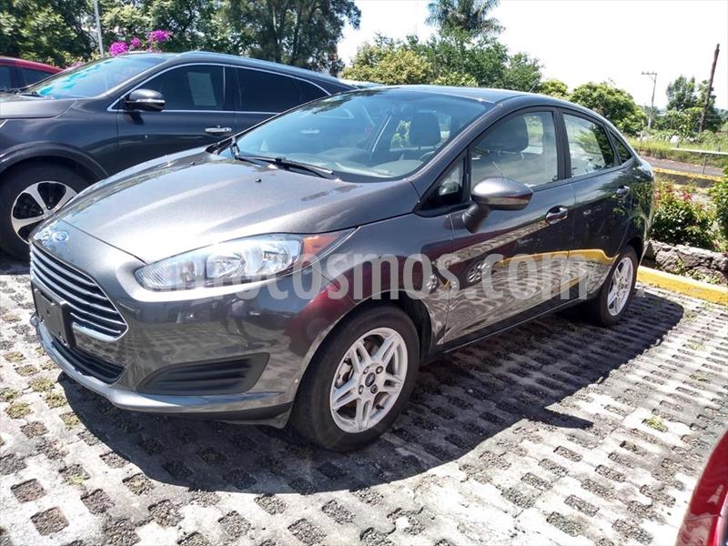 Ford Fiesta Sedan SE usado (2018) color Gris precio $185,000