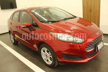 foto Ford Fiesta Sedán SE Aut usado (2016) color Rojo precio $169,000