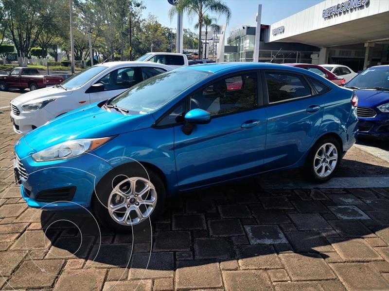 Foto Ford Fiesta Sedan SE usado (2017) color Azul Electrico precio $235,000