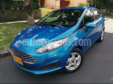 Foto venta Carro Usado Ford Fiesta Sedan SE Sportback (2016) color Azul Flama precio $36.900.000