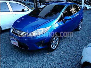Foto venta Carro usado Ford Fiesta Sedan SE (2011) color Azul Flama precio $28.000.000
