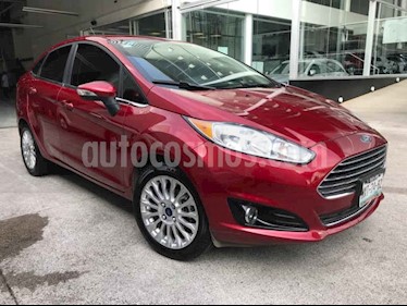 foto Ford Fiesta Sedán Titanium Aut usado (2016) color Rojo precio $182,500