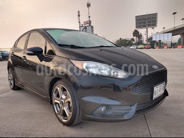 foto Ford Fiesta ST 1.6L usado (2017) color Negro Profundo precio $282,000