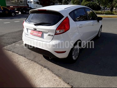 foto Ford Fiesta - usado (2015) color Blanco precio $470.000