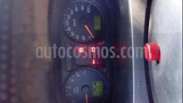 Ford Fiesta 4P Ambiente usado (2006) color Gris Plata precio $120.000