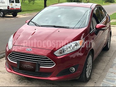 Ford Fiesta 5P Ambiente Plus usado (2013) color Rojo Bari precio $350.000