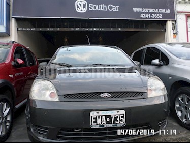 Foto venta Auto usado Ford Fiesta 5P Ambiente (2005) color Gris Oscuro precio $149.000
