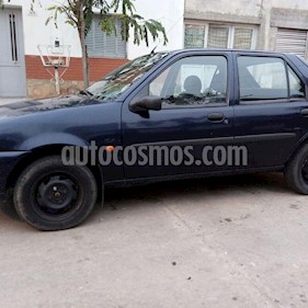 foto Ford Fiesta 5P CLX 1.4 16v usado (1996) color Azul precio $85.000