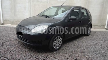 Ford Fiesta - usado (2006) color Gris Oscuro precio $240.000