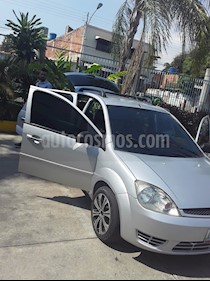 Foto venta carro usado Ford Fiesta Power (2006) color Gris precio u$s1.700