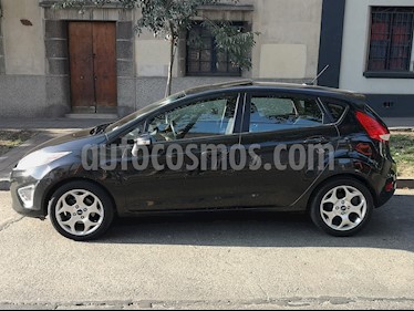 foto Ford Fiesta Titanium 1.6L usado (2013) color Negro precio $4.200.000