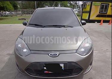 Ford Fiesta Move usado (2013) color Gris precio BoF20.104