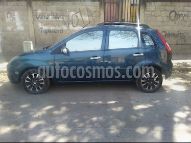 Ford Fiesta Max usado (2010) color Azul precio BoF2.002.300