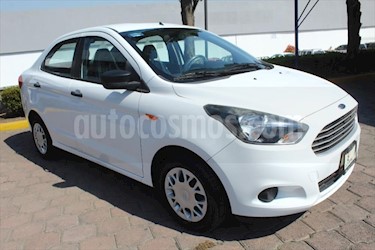 foto Ford Figo Sedán Impulse usado (2017) color Blanco precio $202,500