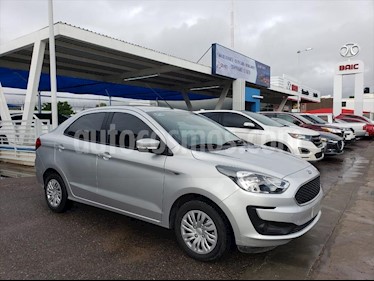 foto Ford Figo Sedán Impulse A/A usado (2019) color Plata precio $170,000