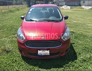 Ford Figo Sedan Impulse usado (2016) color Rojo precio $129,000