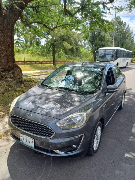 Foto Ford Figo Sedan Titanium Aut usado (2020) color Gris Hierro precio $237,000