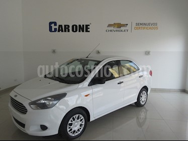 foto Ford Figo Sedán Impulse A/A usado (2016) color Blanco precio $139,900