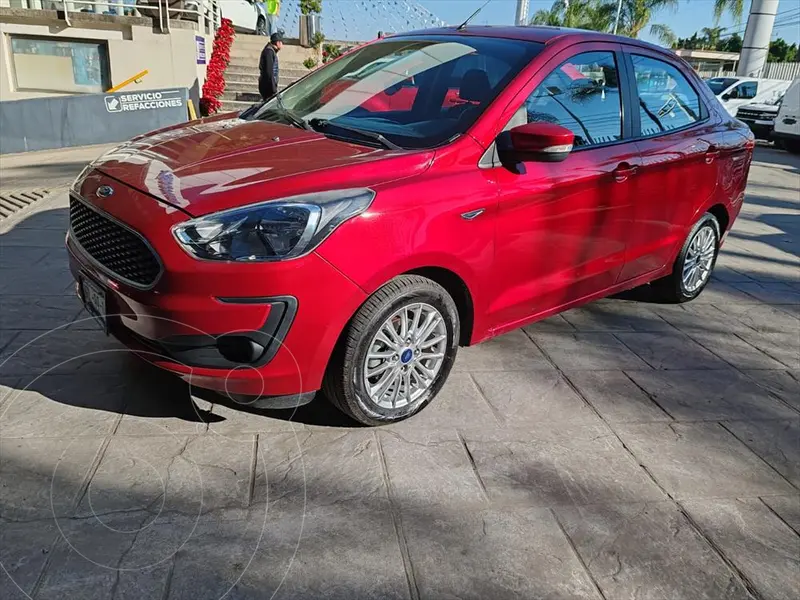 Foto Ford Figo Sedan Energy usado (2019) color Rojo precio $175,000