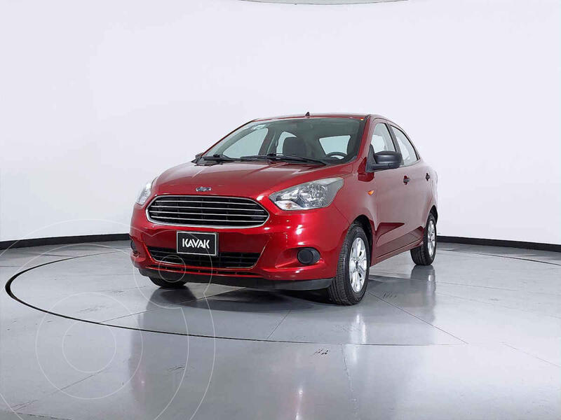 Foto Ford Figo Sedan Energy usado (2018) color Rojo precio $185,999