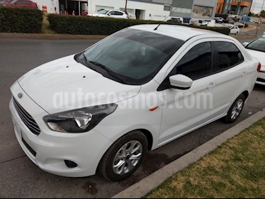 Foto venta Auto Seminuevo Ford Figo Sedan Titanium (2018) color Blanco precio $209,000
