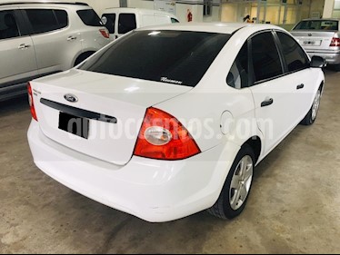 foto Ford Focus Exe Style 1.6L usado (2013) color Blanco Oxford precio $360.000