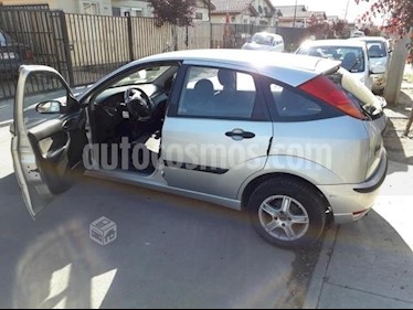 Foto venta Auto usado Ford Focus Hatchback CLX 1.6L (2007) color Gris precio $2.500.000