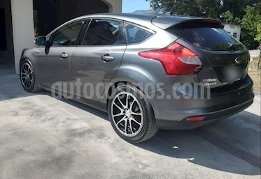 foto Ford Focus Hatchback SE Aut usado (2013) color Gris Nocturno precio $120,000