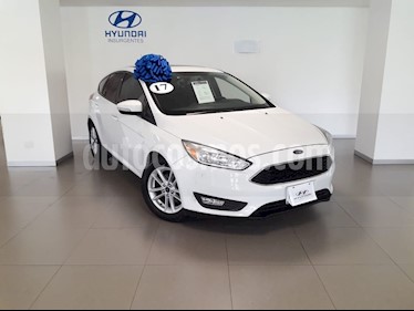 foto Ford Focus Hatchback SE Aut usado (2017) color Blanco Platinado precio $269,000
