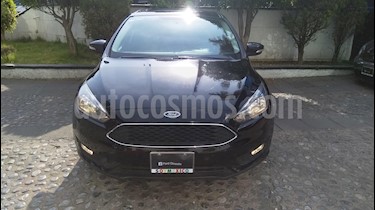 Foto venta Auto Seminuevo Ford Focus Hatchback SE Luxury Aut (2016) color Negro Profundo precio $255,000