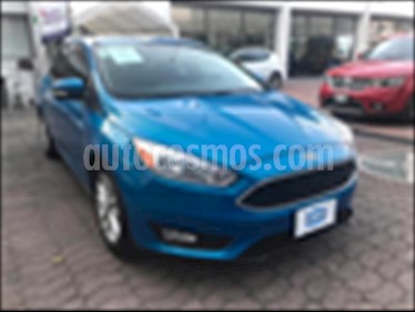 foto Ford Focus Hatchback SE usado (2016) color Azul Eléctrico precio $229,000