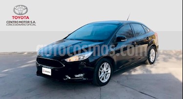 foto Ford Focus One 4P Edge 1.6 usado (2016) color Azul precio $490.000