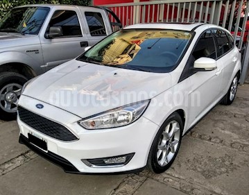 foto Ford Focus One 5P 1.6 Ambiente usado (2016) color Blanco precio $570.000