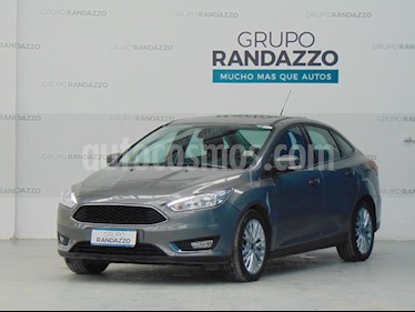 foto Ford Focus One 4P Edge 1.6 usado (2017) color Gris Oscuro precio $1.107.000