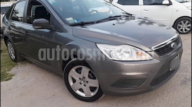 Ford Focus One 5P 1.6 Edge usado (2011) color Gris Claro precio $350.000