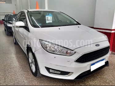 foto Ford Focus One 5P Edge 1.6 usado (2016) color Blanco precio $780.000