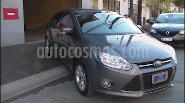 foto Ford Focus Sedán 2.0L SE Plus Aut usado (2015) color Gris precio $544.900