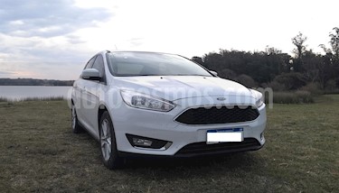 Foto venta Auto usado Ford Focus Sedan 2.0L SE (2016) color Blanco Oxford precio $489.000
